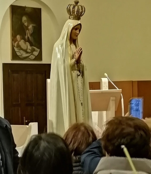 Attesa e fermento per la missione eucaristica con la statua della Madonna di Fatima Pellegrina