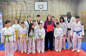 L’assessore allo sport Dolly Troiano in visita alla ASD Taekwondo Marconia