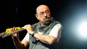 Jethro Tull, leggenda del folk e del progressive mondiale apre l’Oversound Music Festival a Matera