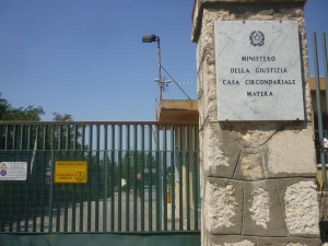 Detenuto evade dal carcere: riportato in cella dopo circa un’ora