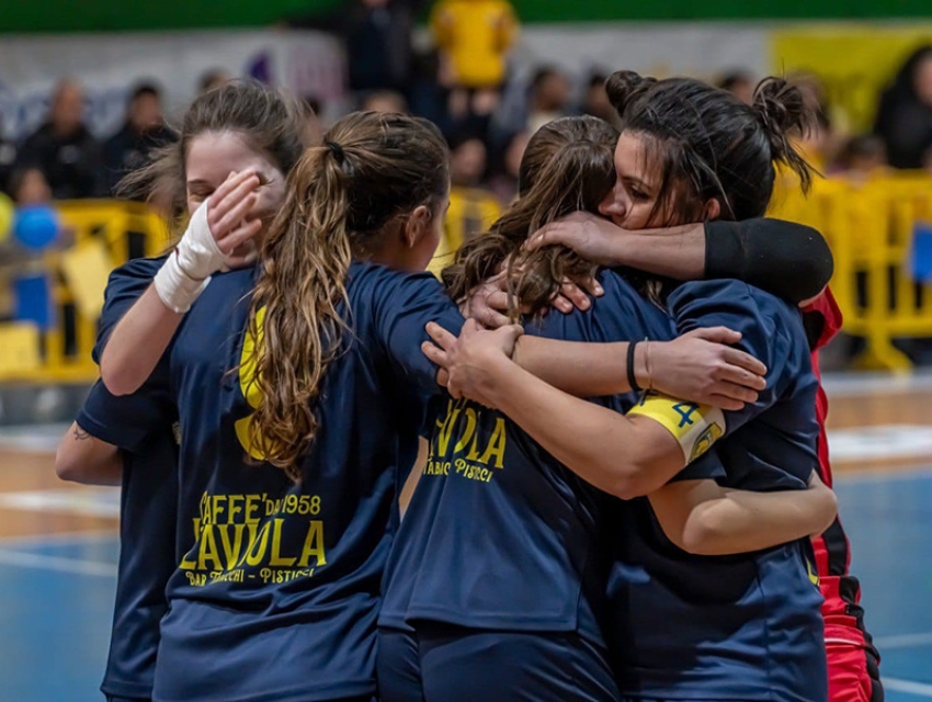 Il sindaco e l’assessore allo sport si congratulano con la Nuova Futsal Femminile