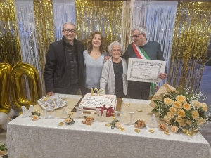 Auguri alla neo centenaria nonna Carmela!