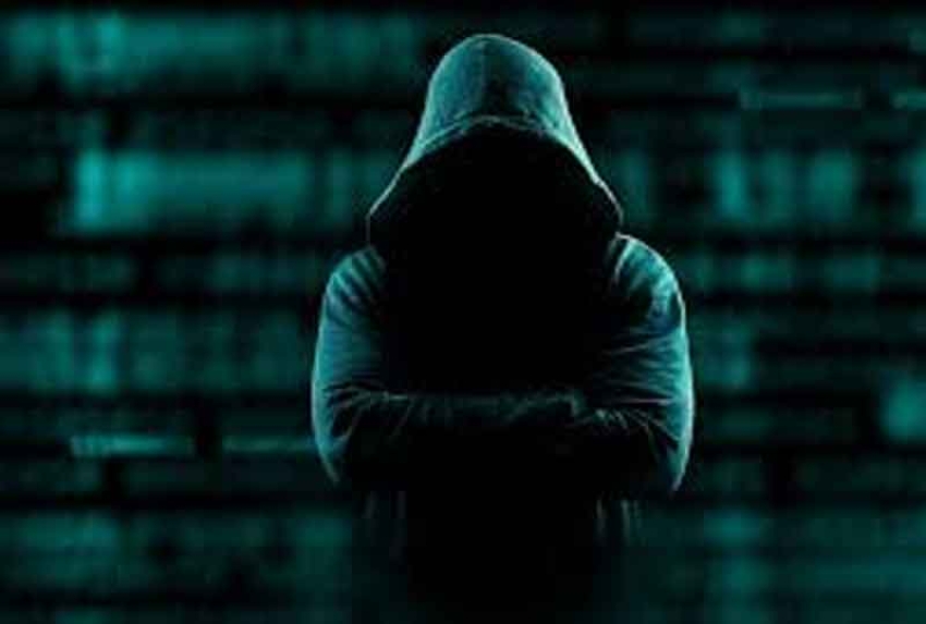 Bardi su attacco di hacker al sito della Regione: “Situazione sotto controllo”