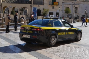 Guardia di Finanza: denunciate 72 persone. I dettagli