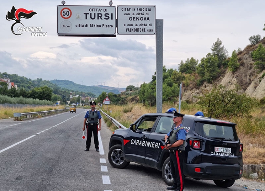 Vessazioni e maltrattamenti nei confronti della madre: nei guai un 40enne