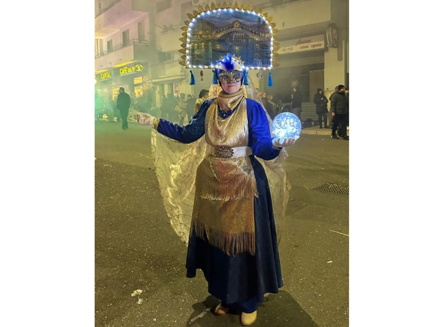 Maschera veneziana realizzata e indossata dall’artista di Pomarico Anna Bonavista vince al carnevale di Montescaglioso