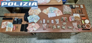 32enne arrestato perché in possesso di 600 gr di stupefacenti