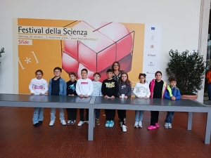 Tra i piccoli chimici premiati da Assobase e PlasticsEurope Italia anche due nostre scolaresche